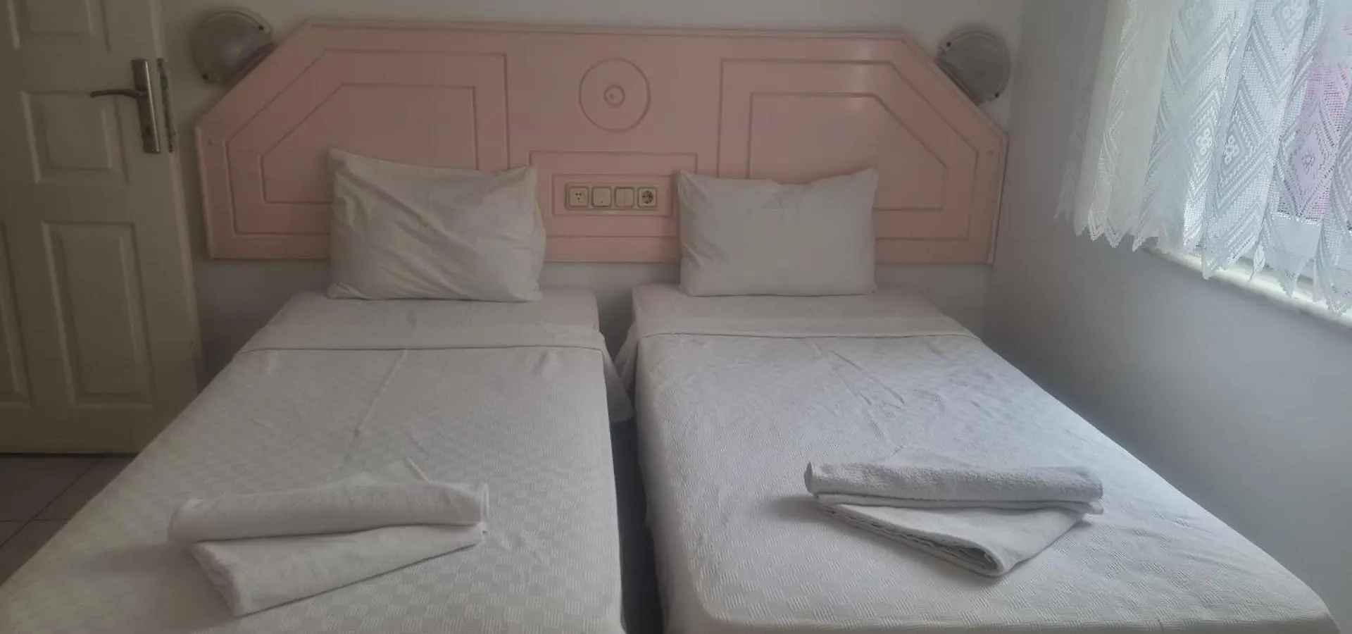 Apartahotel Pembe Koesk Apart Otel Fethiye